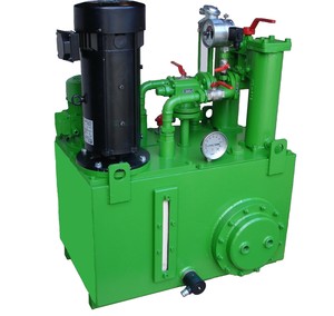 Oil battery for lubrication of submersed bottom bearings